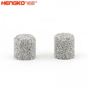 微米燒結(jié)金屬不銹鋼濾柱_316L不銹鋼粉末燒結(jié)濾柱